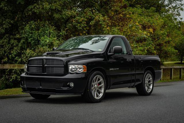2005 dodge ram 1500 srt-10
