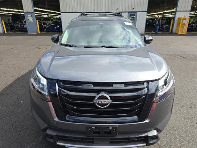 2023 nissan pathfinder platinum 4wd