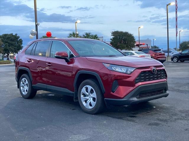 2022 toyota rav4 le