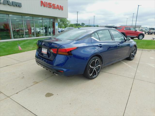 2023 nissan altima sr fwd