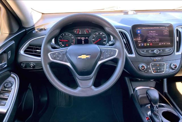 2022 chevrolet malibu lt