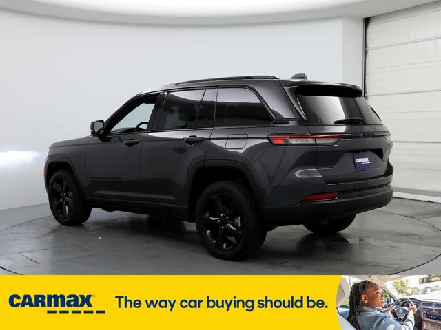 2023 jeep grand cherokee altitude