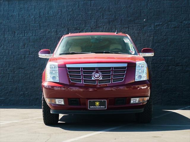 2011 cadillac escalade base