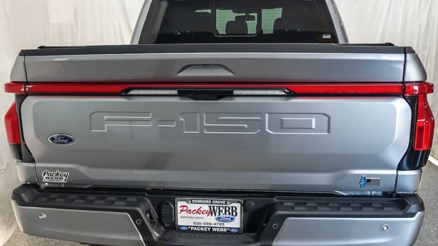 2023 ford f-150 lightning lariat