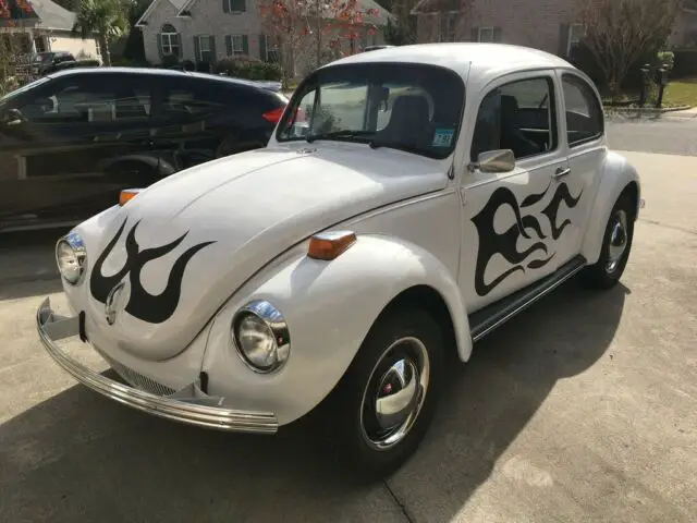 1971 vw super beetle, restored 2020, re-manufactured 1600cc engine