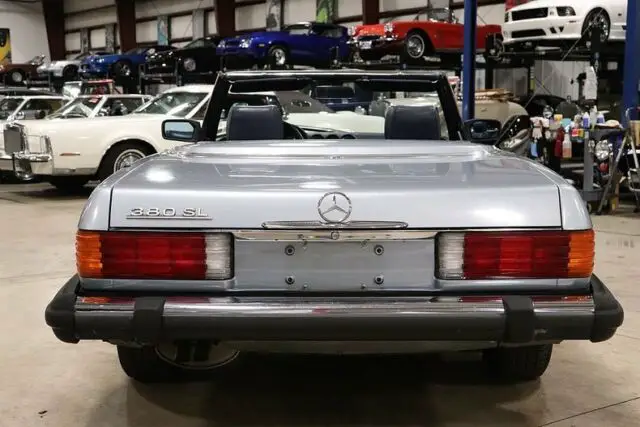 1984 mercedes-benz 380sl 106115 miles silver blue metallic convertible 3.8l v8