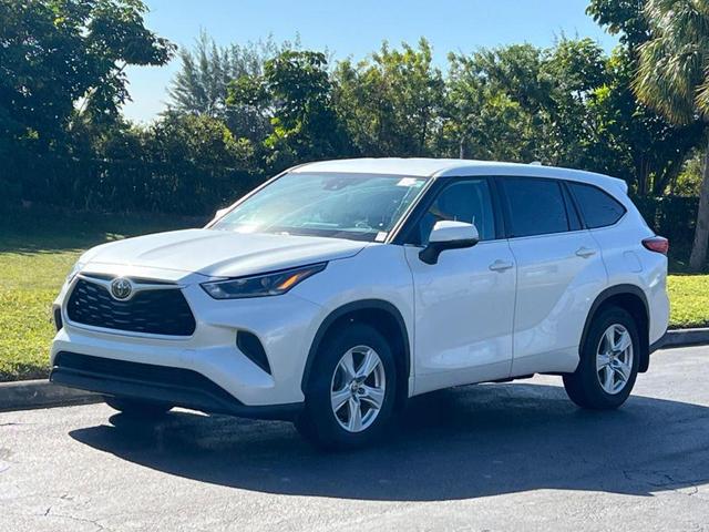 2021 toyota highlander l
