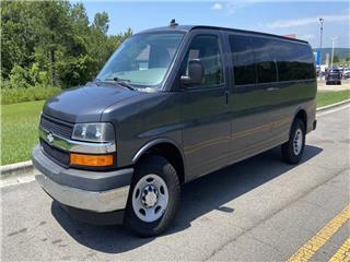2017 Chevrolet Express lt 3500