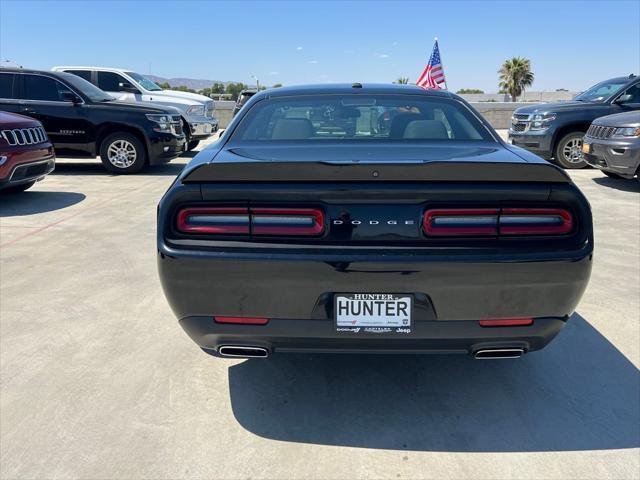 2022 dodge challenger gt
