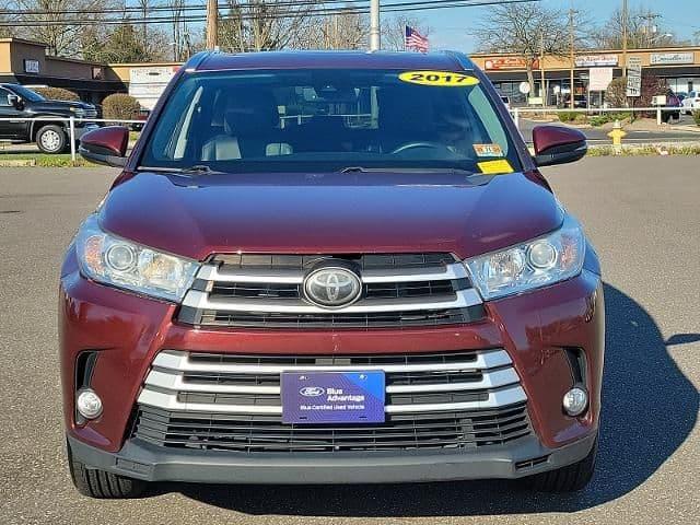 2017 toyota highlander xle in cherry hill, new jersey
