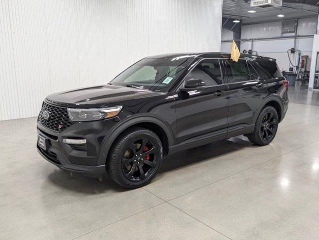 2022 ford explorer st