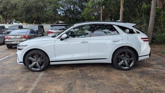 2025 Genesis GV70