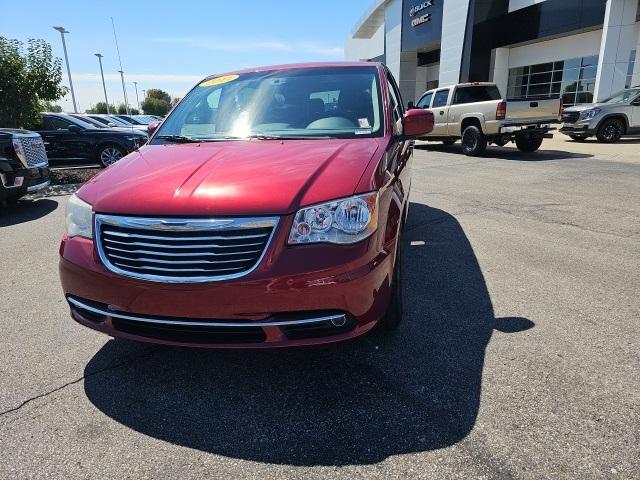 2014 chrysler town & country touring