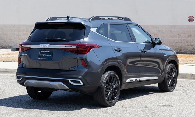 2022 kia seltos nightfall edition