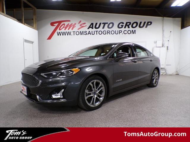 2019 ford fusion hybrid titanium