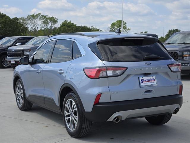 2022 ford escape sel