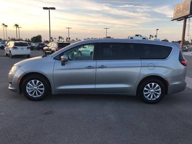 certified 2018 chrysler pacifica touring plus yuma, az 85364 for sale in yuma, arizona