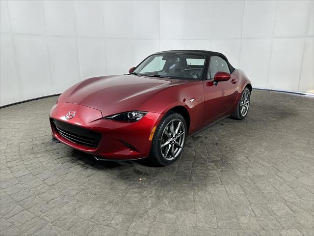 2022 mazda mx-5 miata grand touring