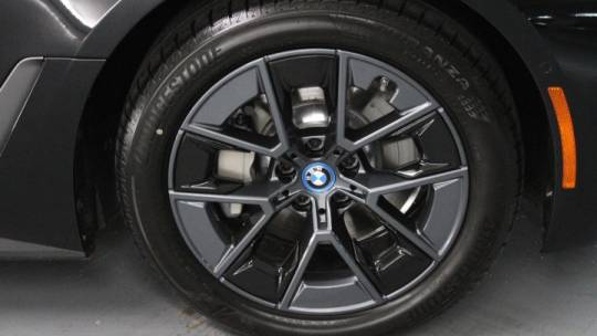 2024 BMW i4