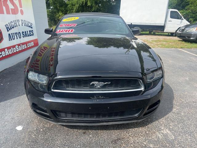 2014 ford mustang v6