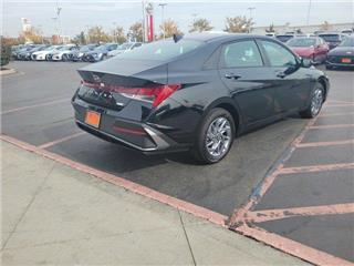 2025 Hyundai Elantra blue