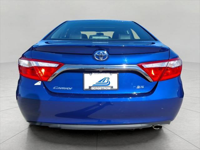 2015 toyota camry se