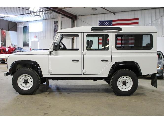 1986 land rover defender in kentwood, michigan