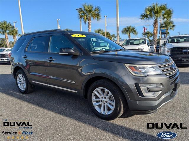 2017 ford explorer xlt