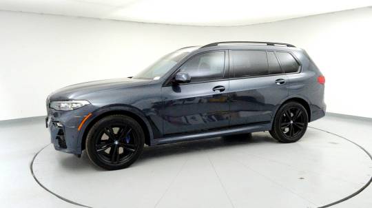 2022 BMW X7