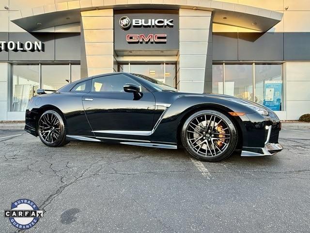 2023 nissan gt-r premium