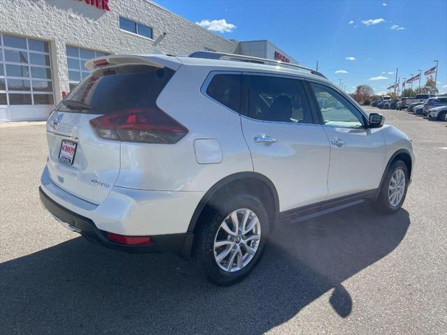 2020 nissan rogue sv