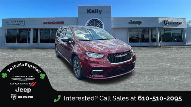 2023 chrysler pacifica hybrid limited