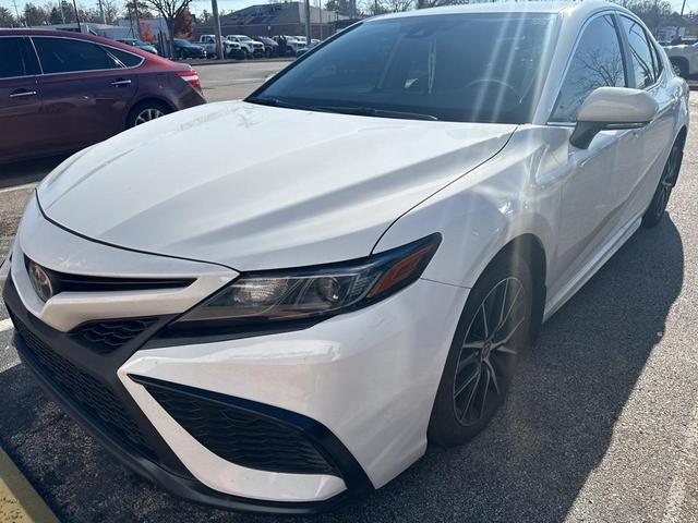 2024 toyota camry se
