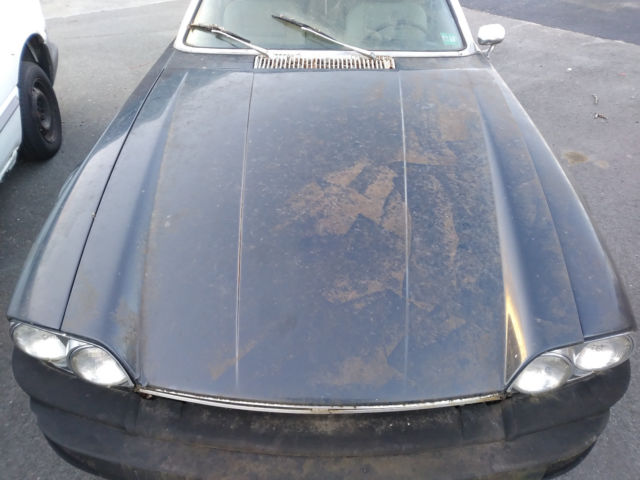 1976 jaguar xjs 12 cylinder, no reserve