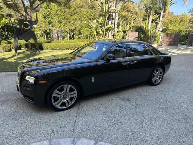 2017 rolls-royce ghost base