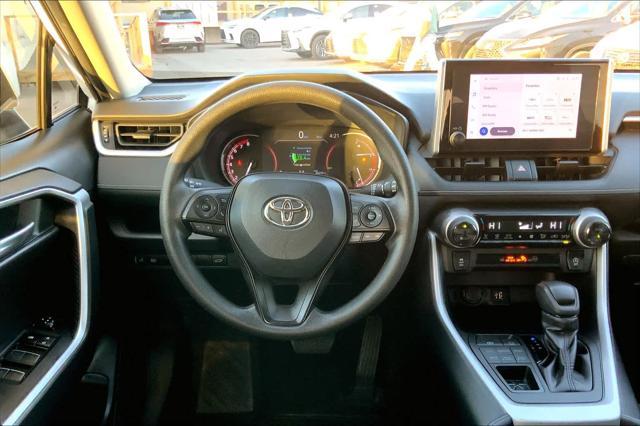 2023 toyota rav4 xle