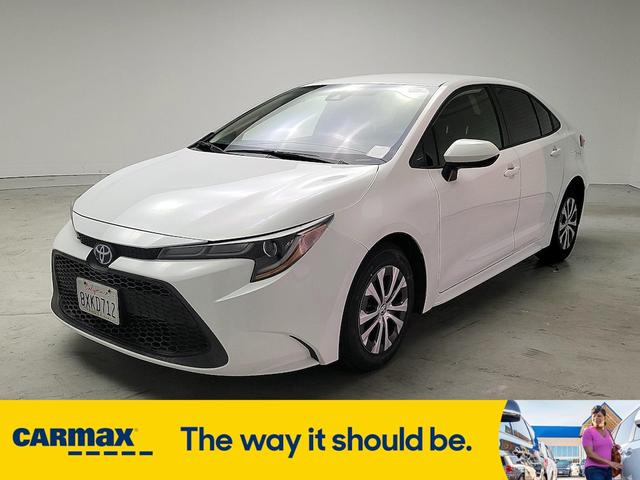 2022 toyota corolla hybrid le
