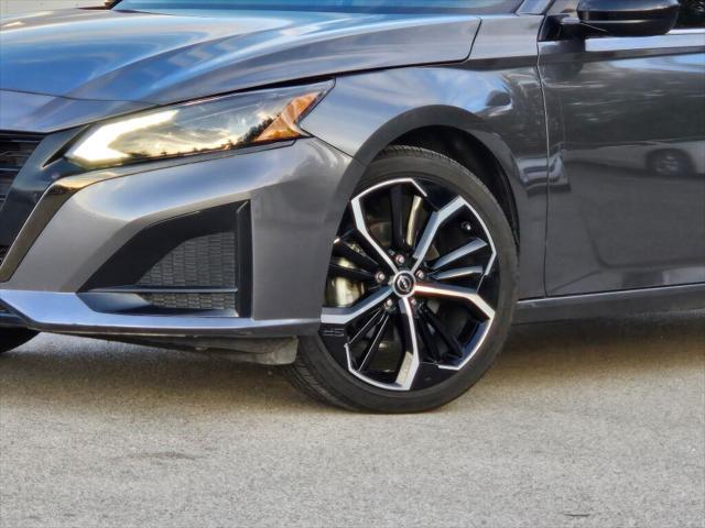 2023 nissan altima sr fwd