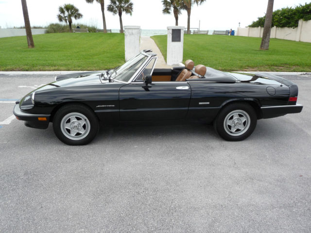 1987 alfa romeo spider veloce - fully renovated, only 800 miles since renovation