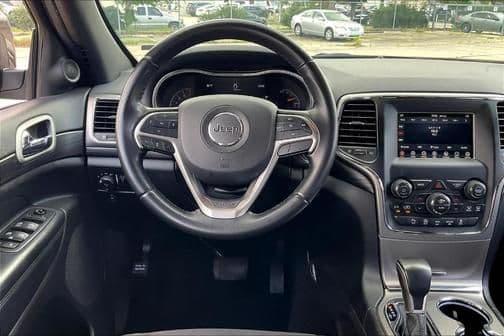 2021 jeep grand cherokee laredo e in harvey, louisiana