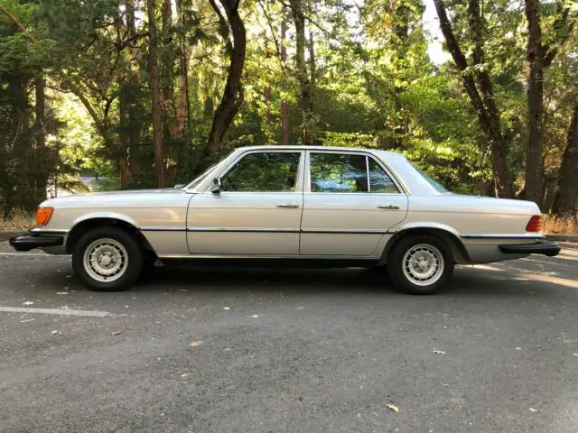 rare only 66k original miles one owner 300sd turbo diesel all stock & original!