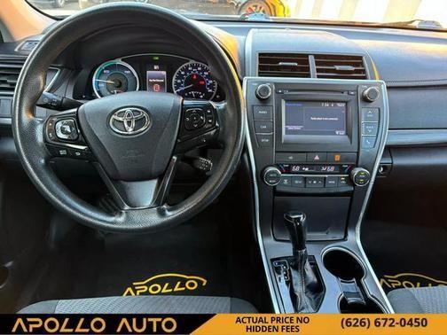 2017 toyota camry hybrid