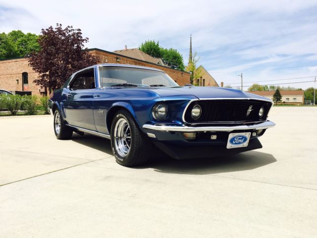 1969 ford mustang - 351 windsor - automatic - acapulco blue- must see