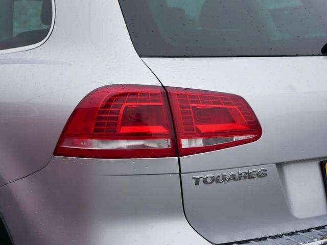 2016 volkswagen touareg vr6 lux