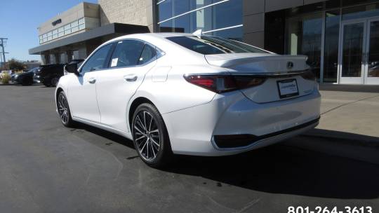 2025 Lexus ES