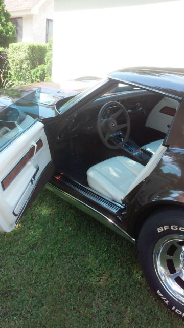 1976 chevrolet corvette 2 door coupe l82, 30,4--miles