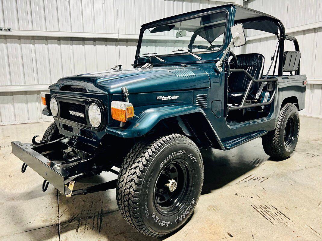 1975 toyota fj cruiser fj40 forest green 100 miles