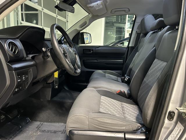 2020 toyota tundra 6.5' bed 5.7l