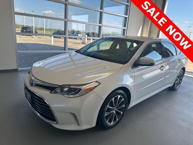 2016 toyota avalon xle