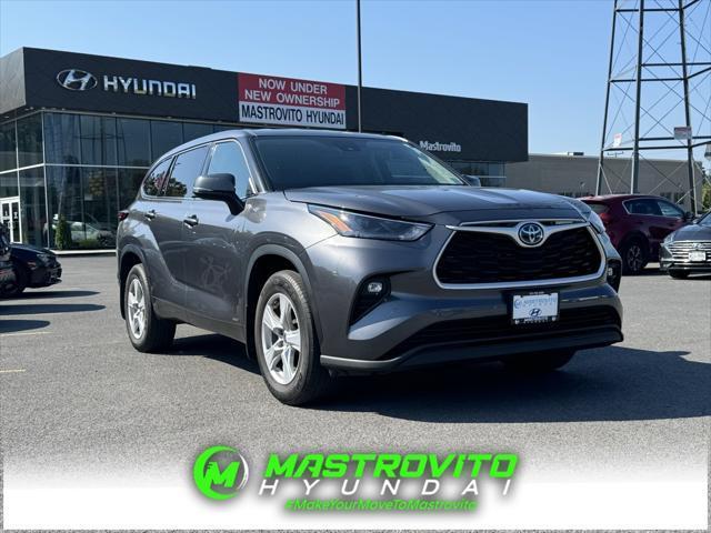 2022 toyota highlander hybrid le